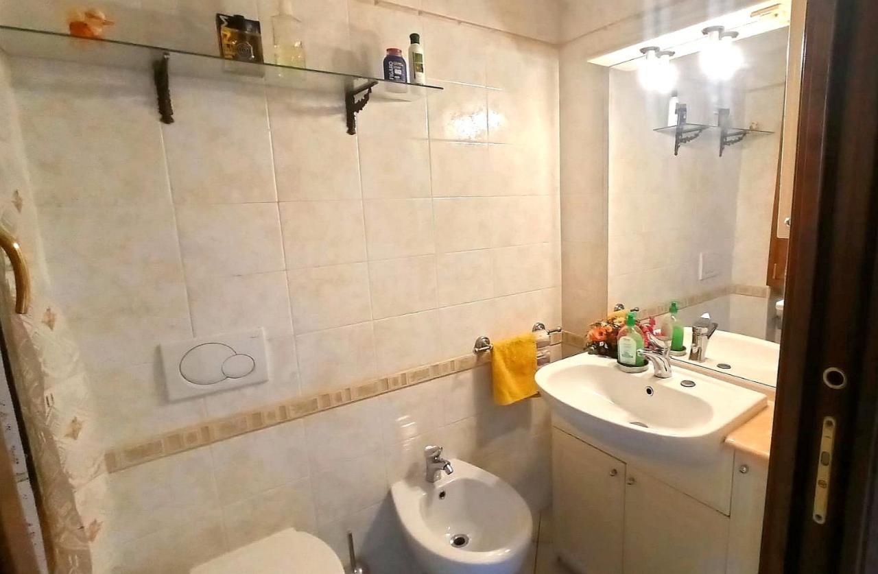 Ferienwohnung Il Tulipano San Bartolomeo Al Mare Exterior foto
